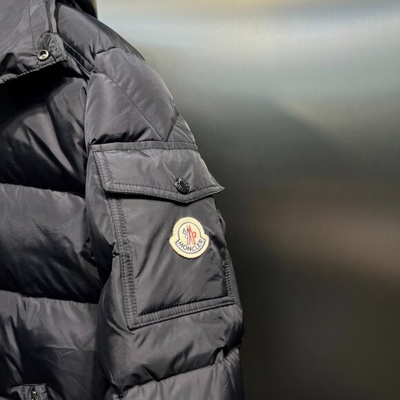 Moncler Black Down Jacket – Authentic, Great Condition - Picture 3 of 16